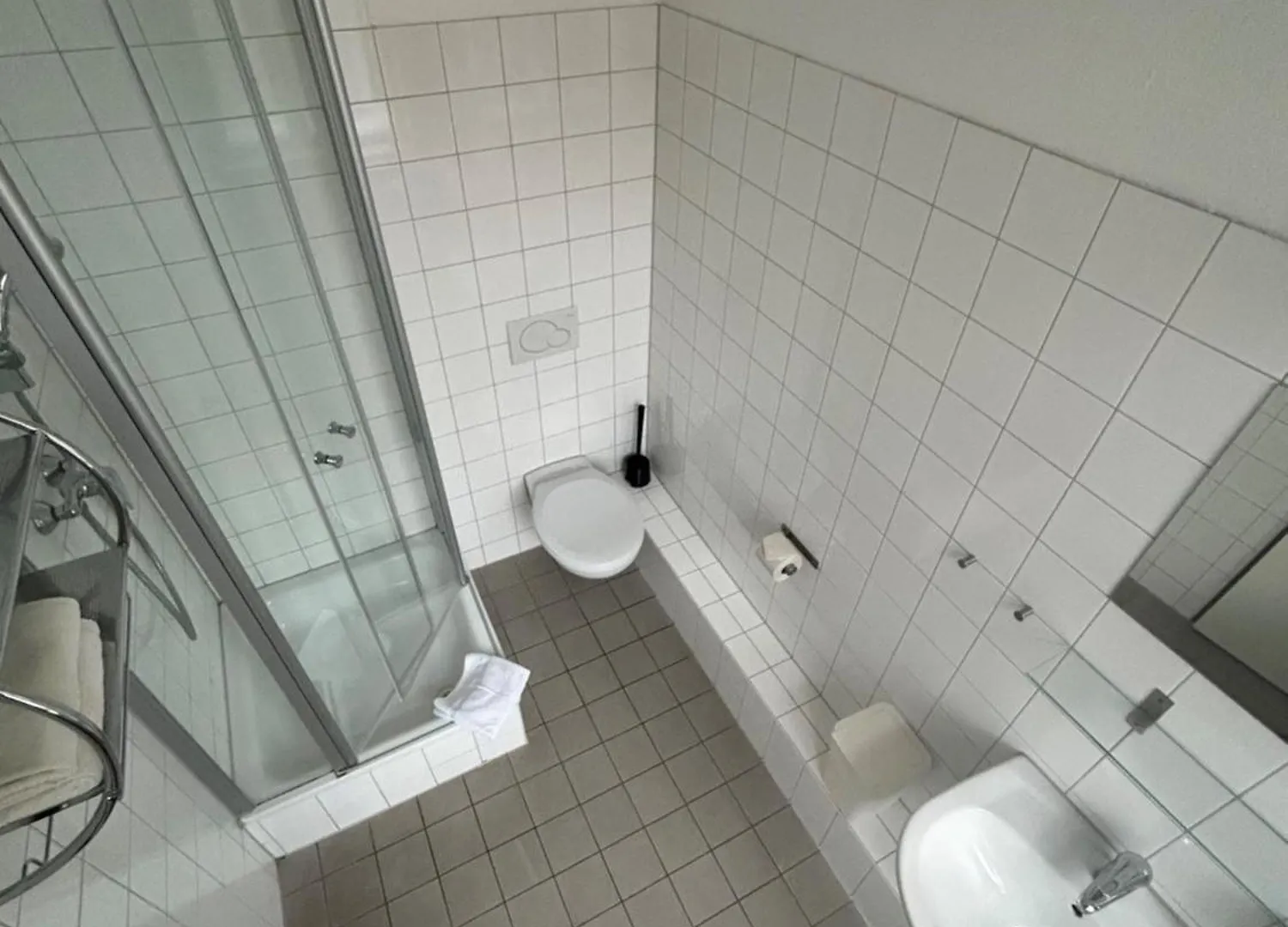 Three Little Pigs Hostel - Your Berlin Castle