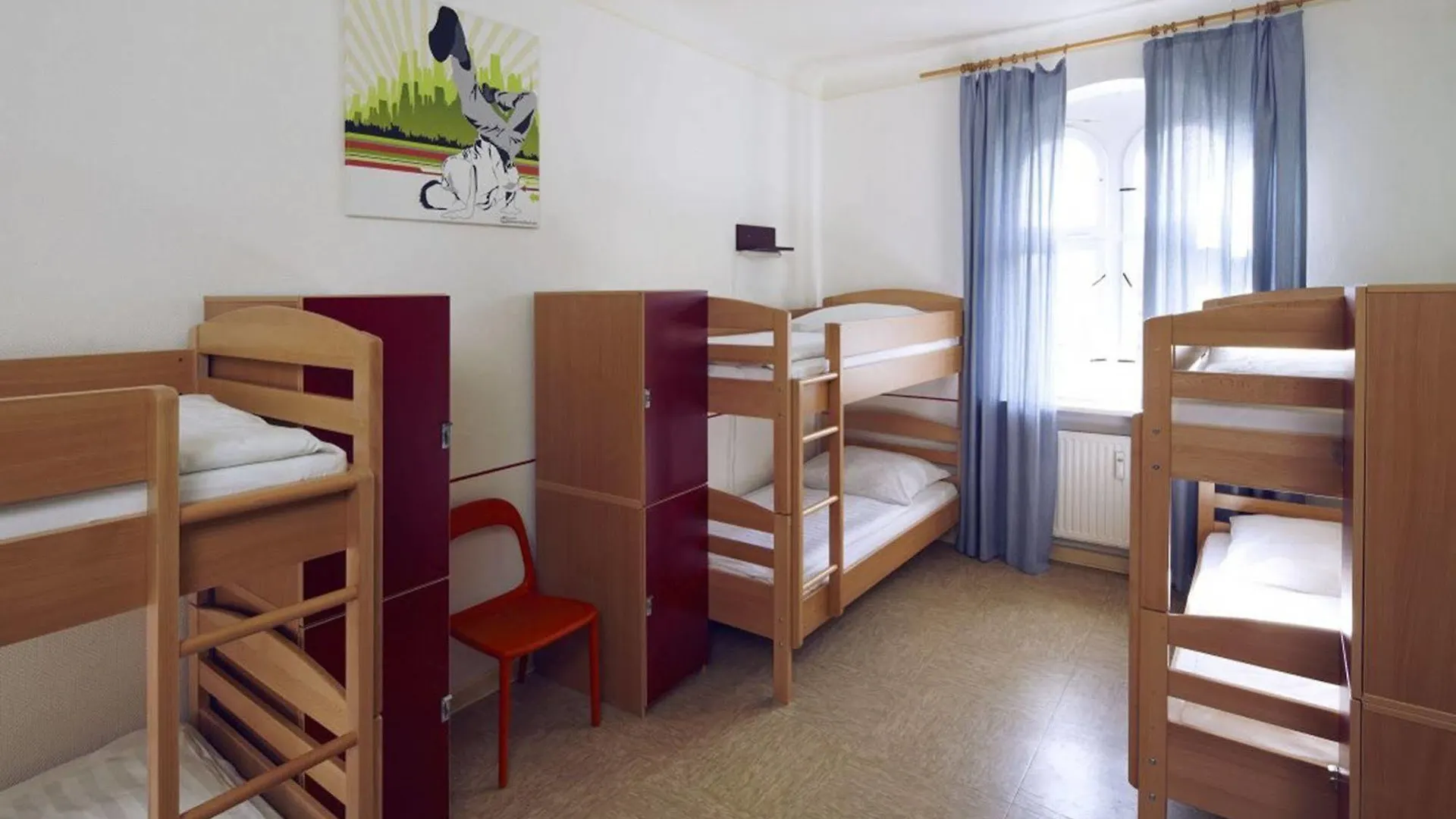 Three Little Pigs Hostel - Your Berlin Castle Tyskland